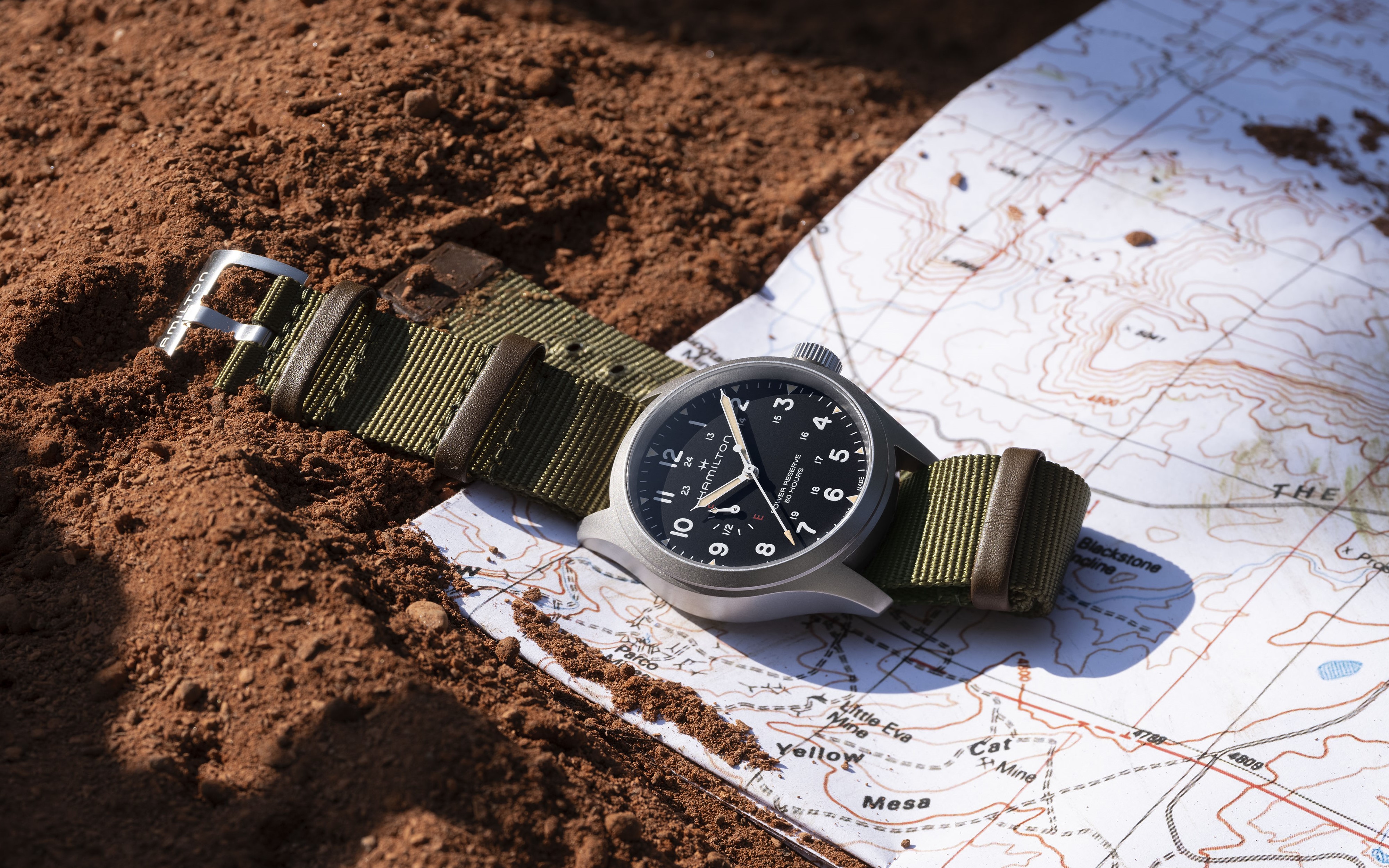 Khaki Field Power Reserve