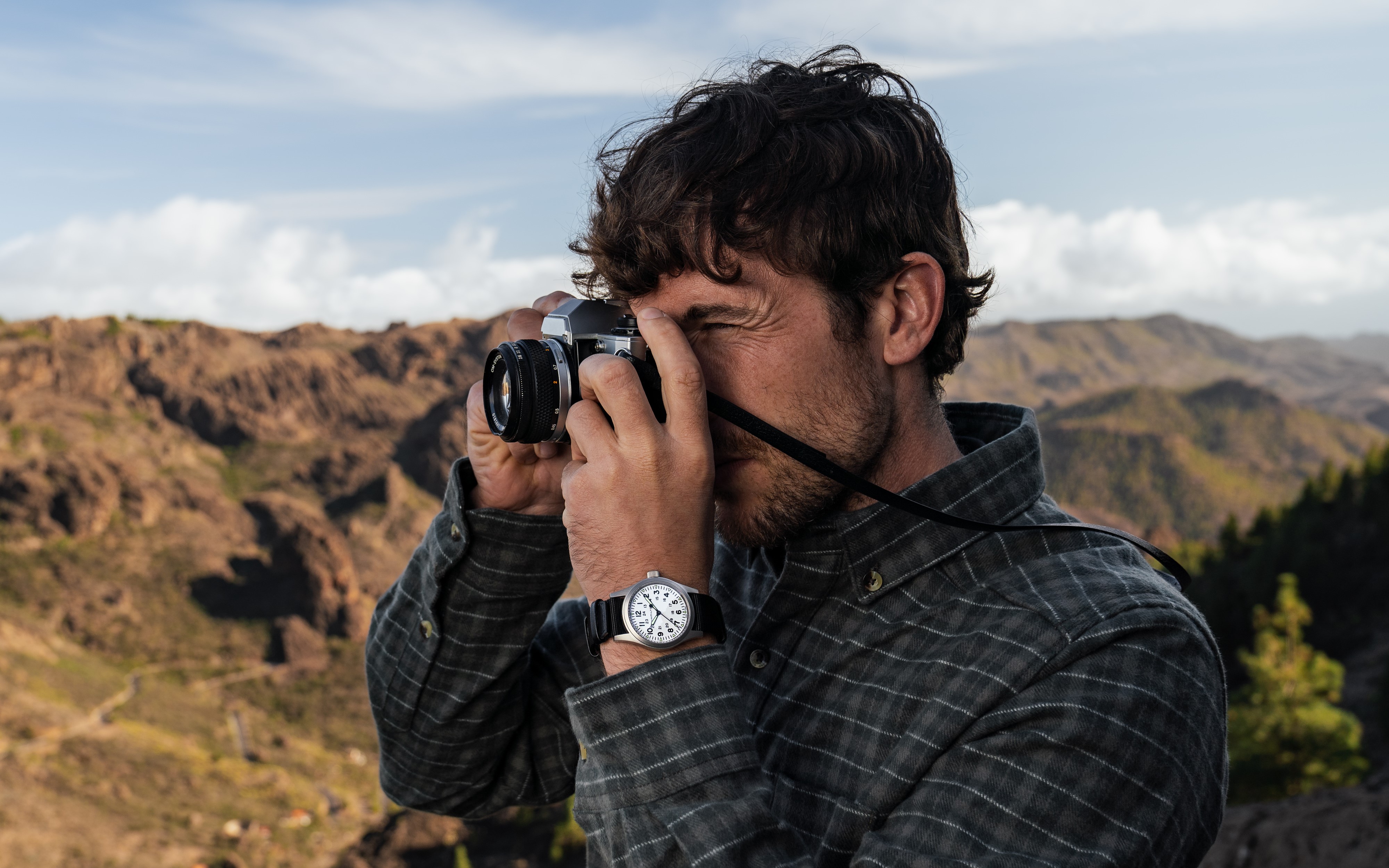 Khaki Field Mechanical 38mm